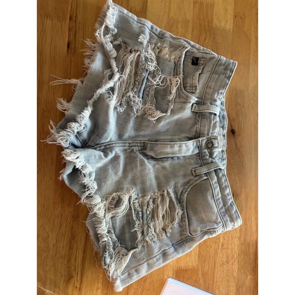 KanCan Women's 24 Light Wash Distressed High Rise Cutoff Denim Shorts